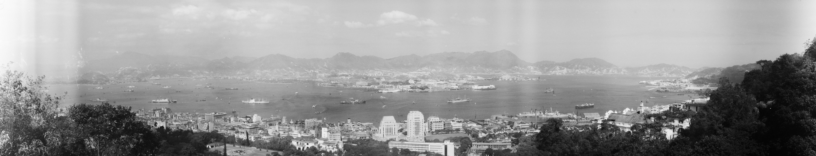 View from The Peak looking down on to Sheung Wan, Central, Wan Chai and across to Kowloon Peninsula